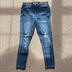 Blue Distressed Junior’s Jeans